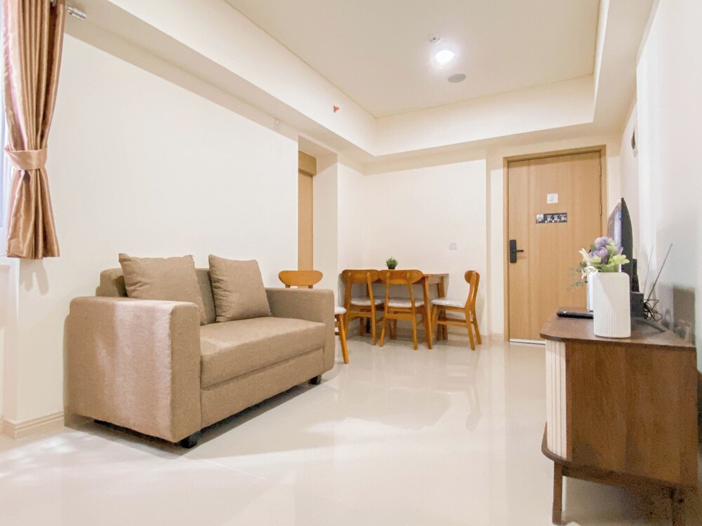 2Br Near Paramadina University At Meikarta Apartment