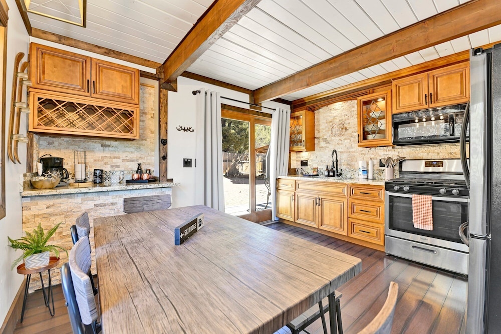 Marlowe Mountain Views #2510
