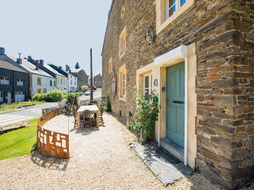 Welcoming Holiday Home in Vresse-sur-semois With Terrace