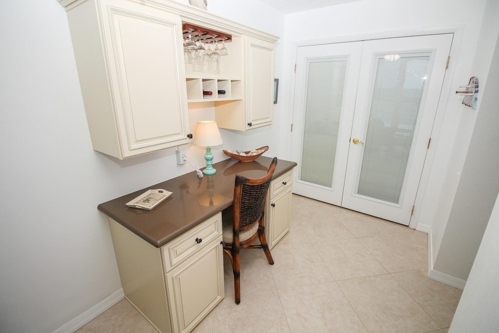 Smyrna Beach Club 818b