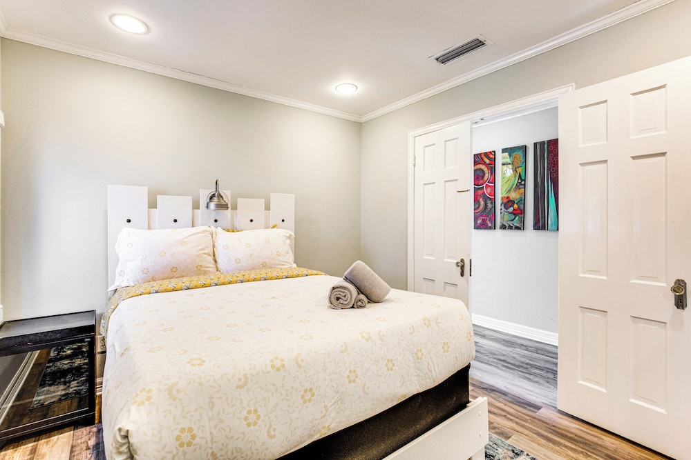 3 Mi to Dtwn: Historic Gem w/ City Views in Dallas