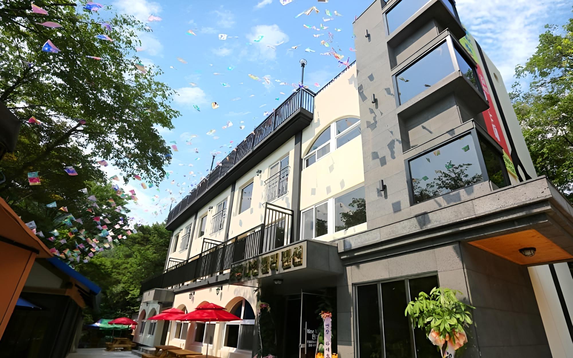 Jecheon Nine Valley Pension