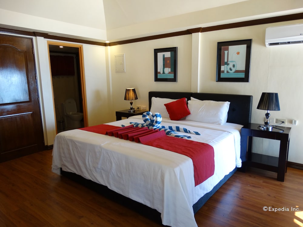 Anda White Beach Resort 5