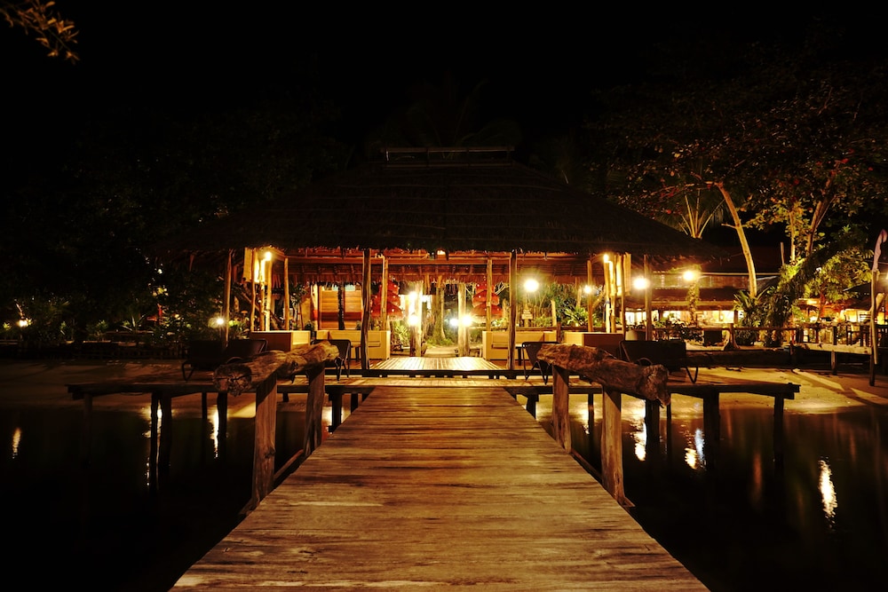 Raja Ampat Dive Lodge