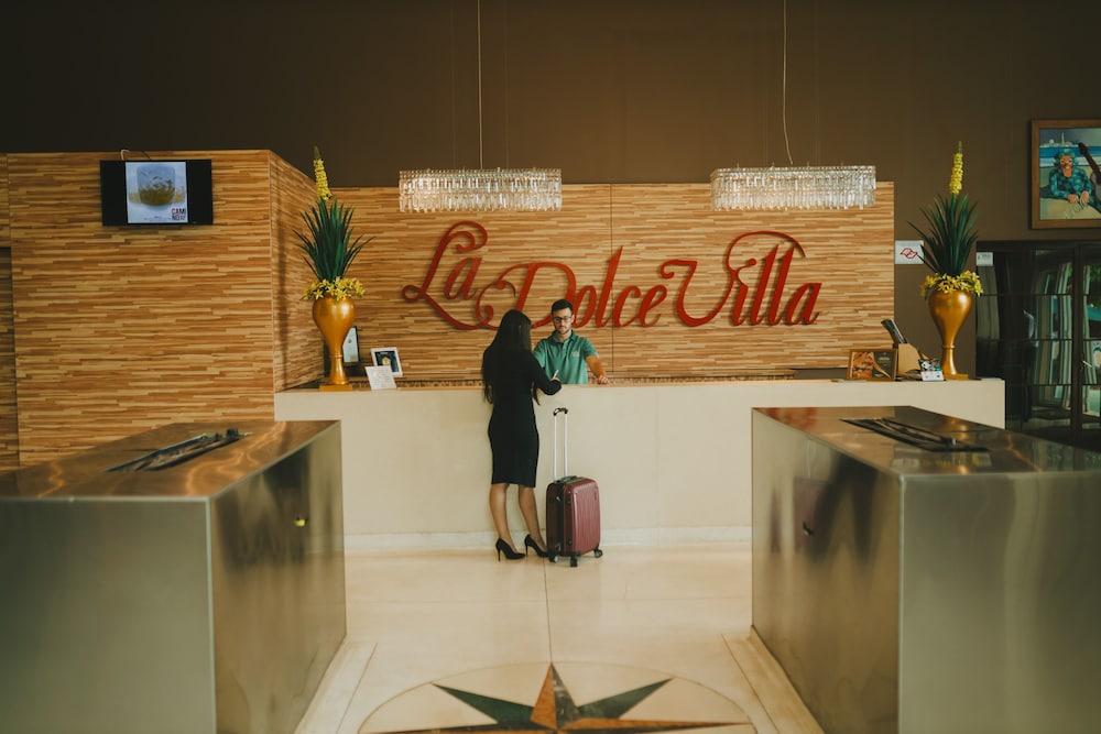 La Dolce Villa