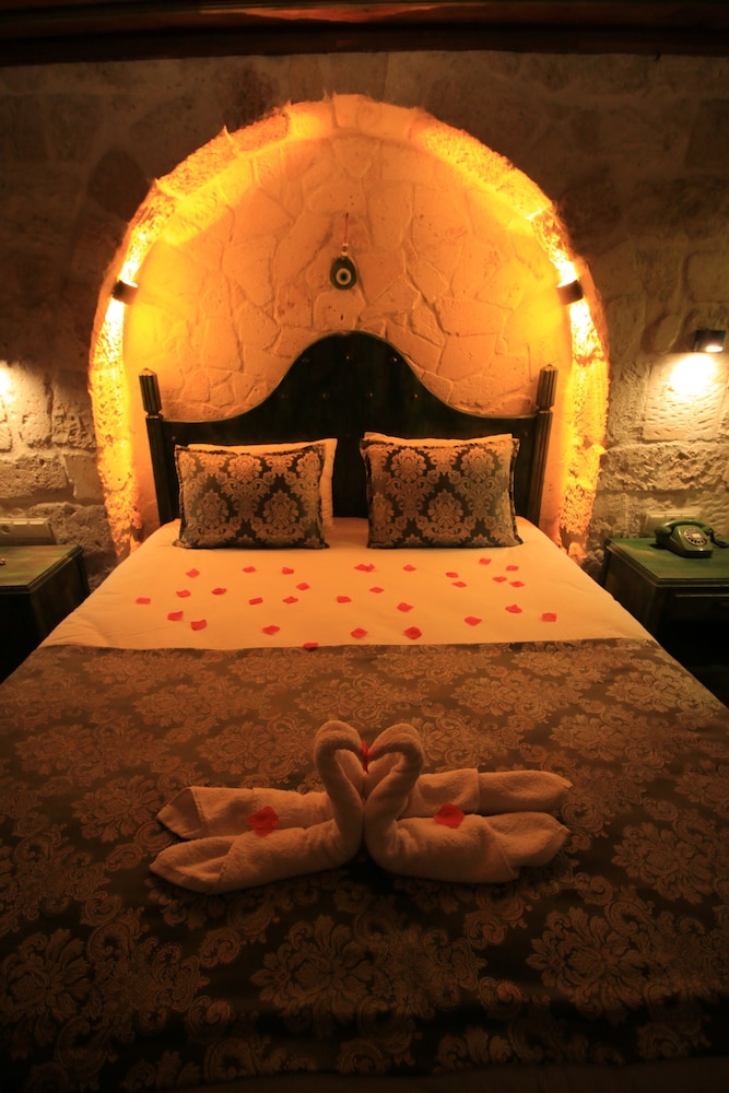 Georgios Cave Cappadocia