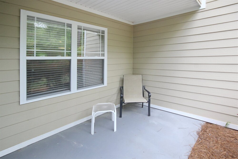 24005 Woodlands Way - Property Image 3