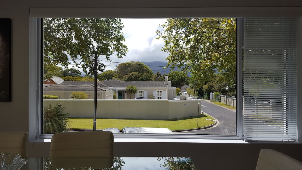 Constantia Cottages