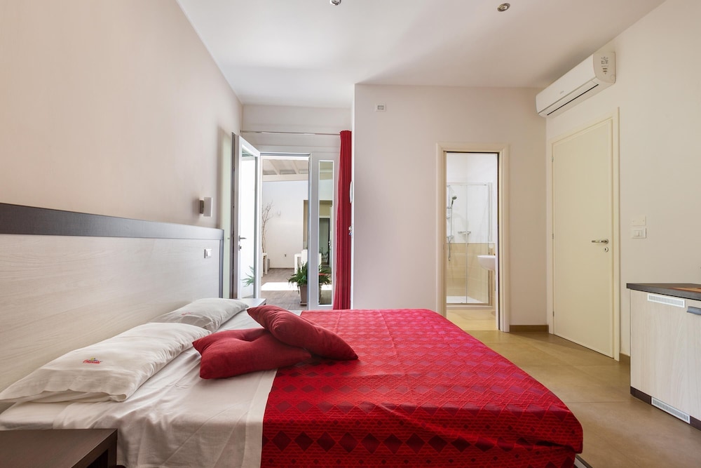2791 B&B Emanuela - Camera Tripla by Barbarhouse view 2