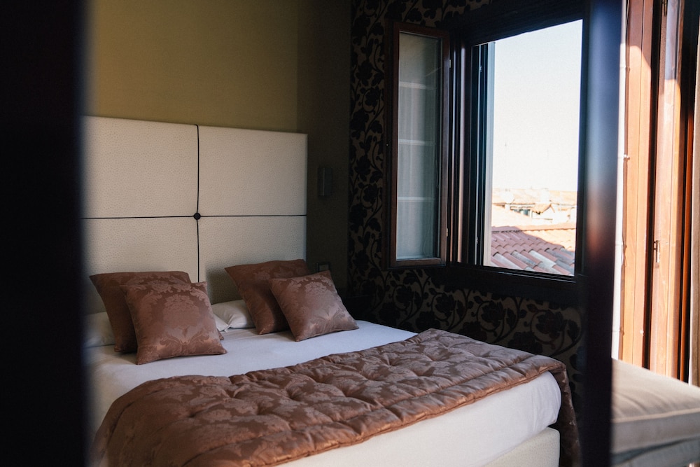 Murano Palace Bed & Breakfast