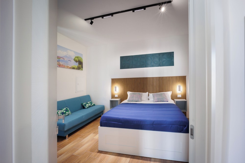 Tony Suites