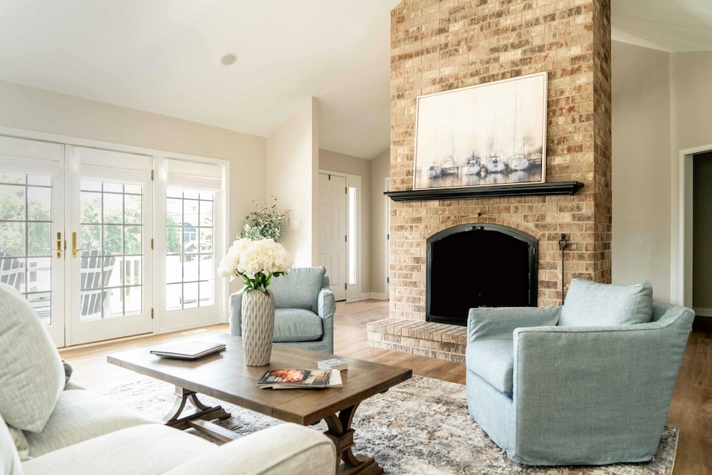 Tranquil Family Retreat - for 10!