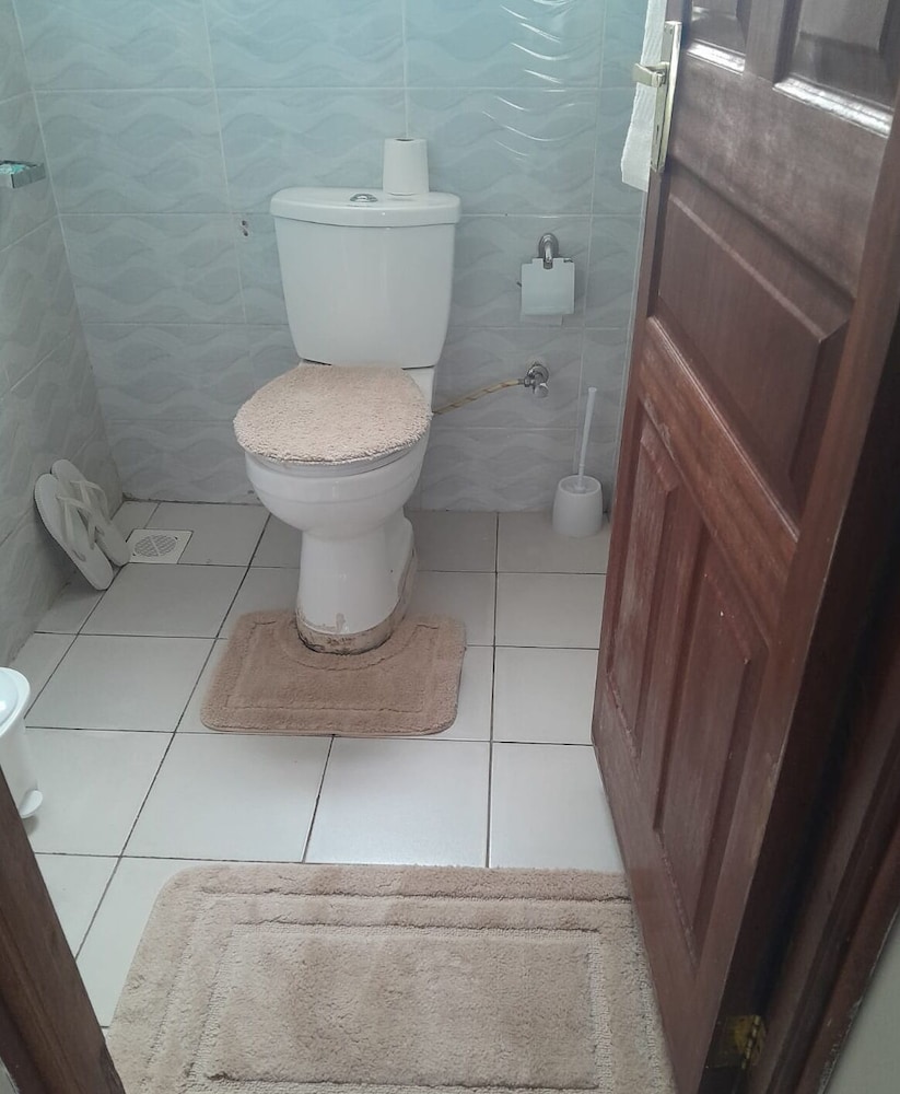 Lux Suites Zerubabel penthouse Kisumu