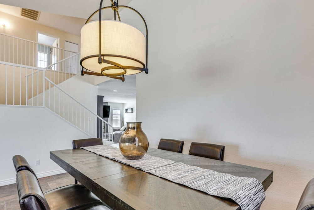 4BR Home w/ Private Pool, Patio & Grill
