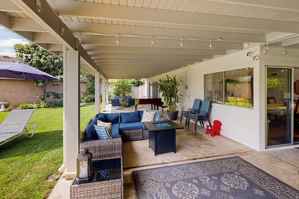4BR Dog-friendly Home w/ Pool, Spa, Grill & A/C