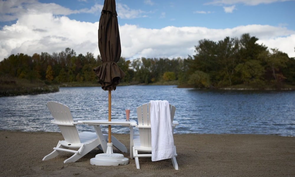 Inn On Woodlake