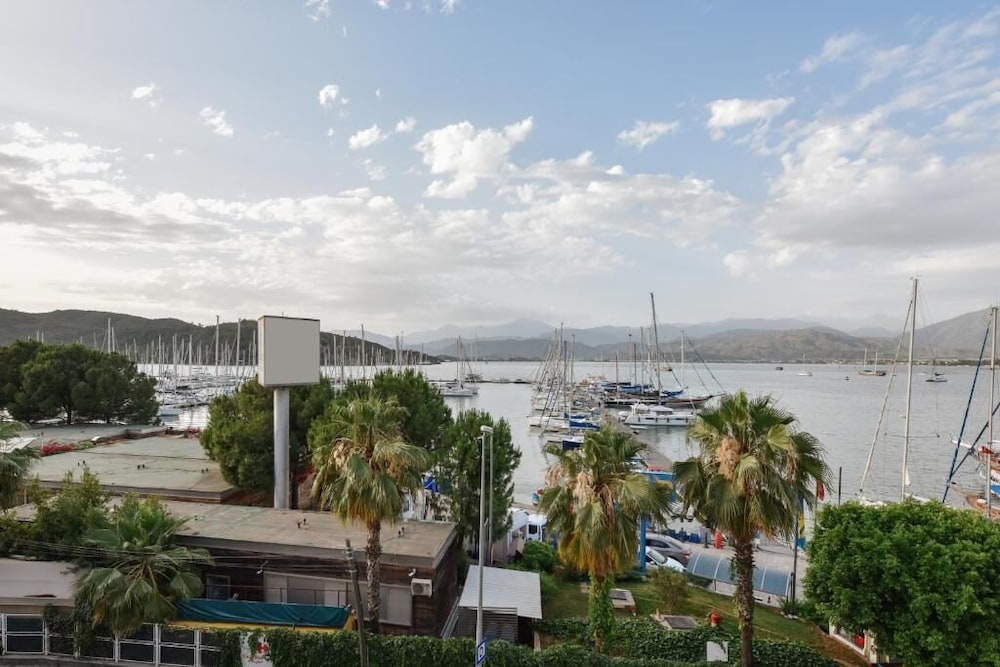 La Farine Hotel - Image 41