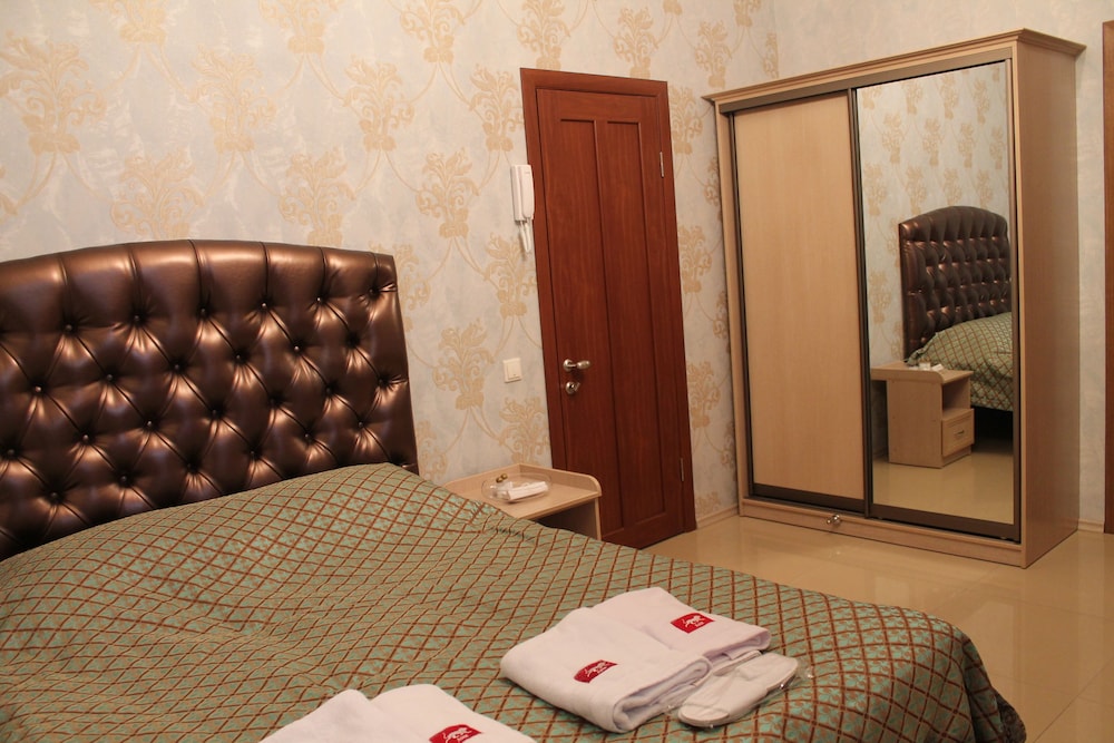 Hotel ANI