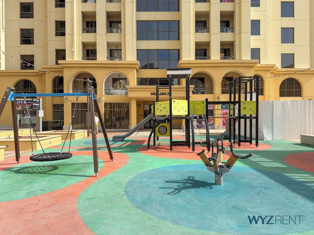Beachfront Studio JBR Walk Murjan 2