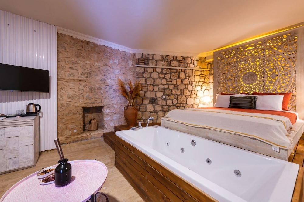 Noa's Boutique Hotel - Image 10