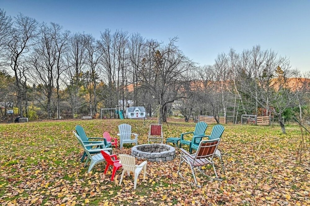 10 Mi To Gore Mountain: Home In Adirondack Park 5 Bedroom Home