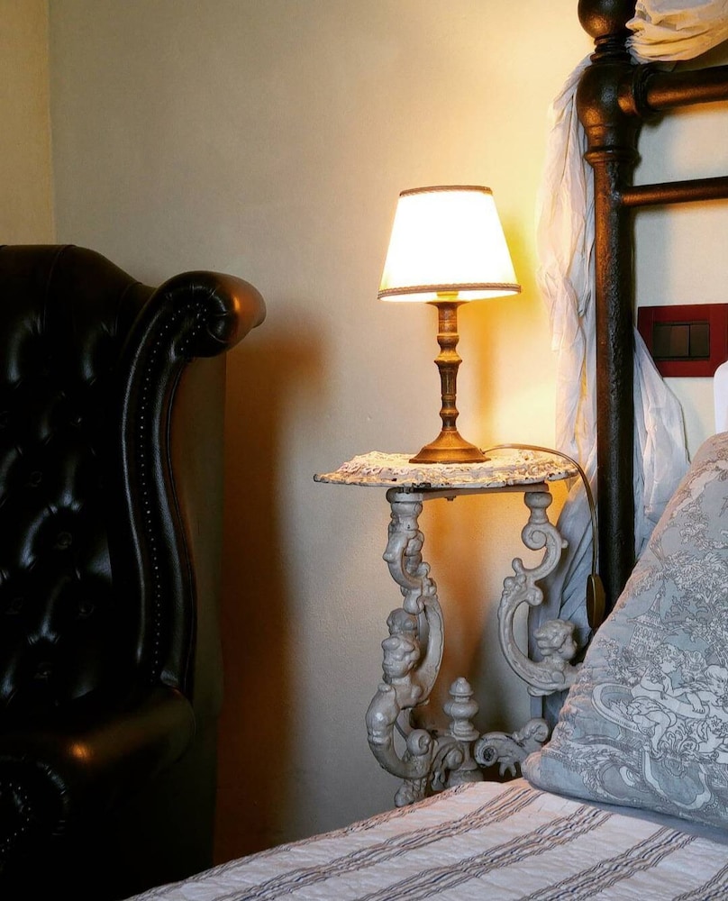 Borgo Tepolini Country House
