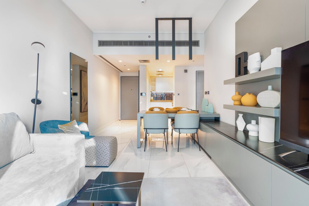 Bespoke Residences - Mag318 2BR Apt photo 2
