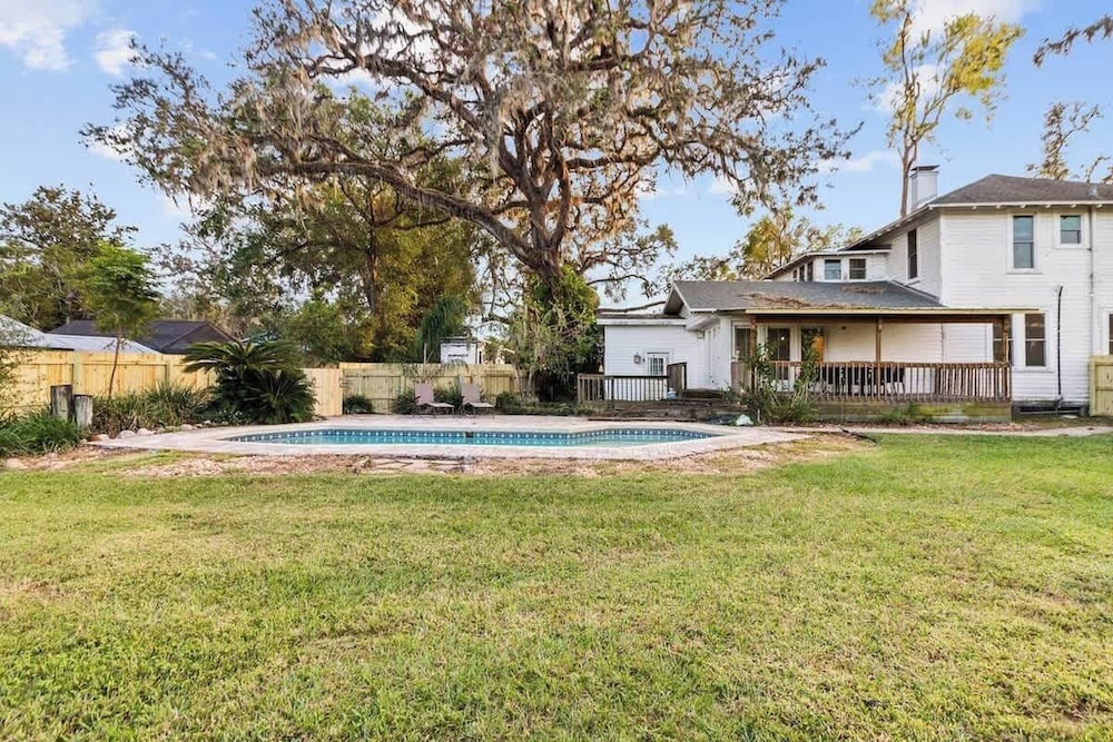 4 Bedroom Historic House, Pool, Downtown Dade City