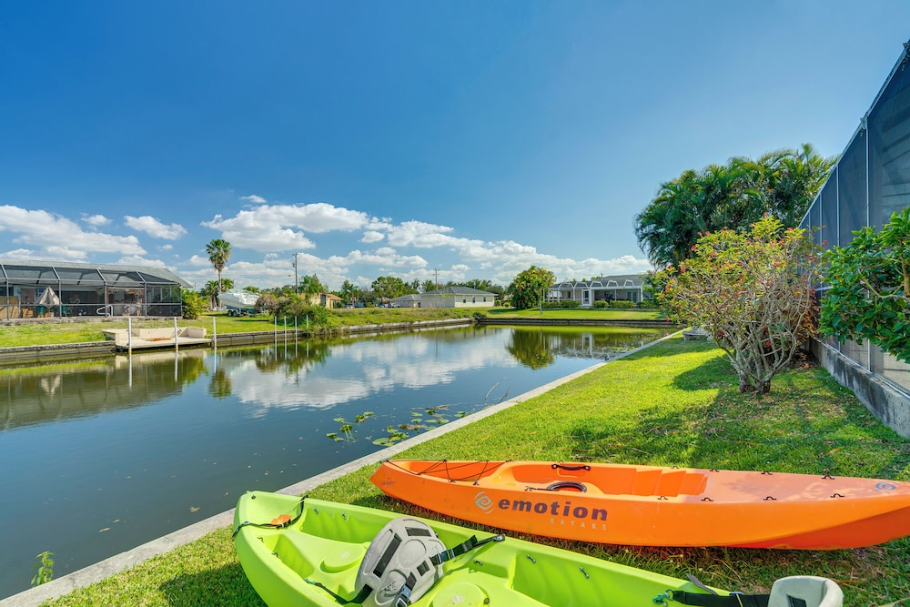 Canal-front Gem w/ Hot Tub, Foosball in Cape Coral