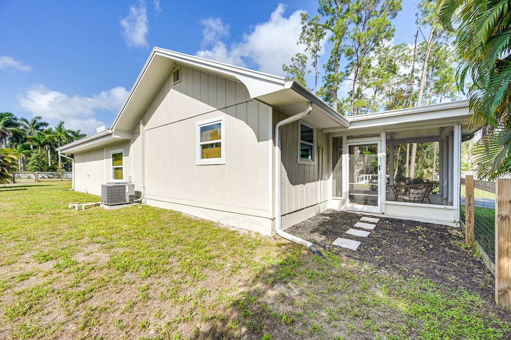 Modern Naples Duplex Home ~ 7 Mi to Beach! view 4