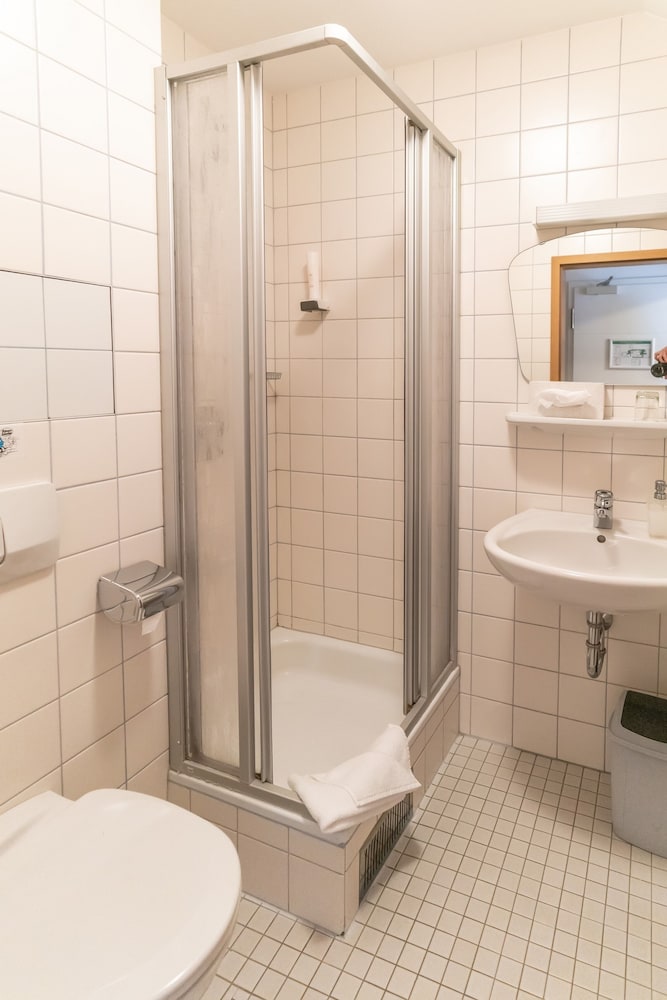 Altstadthotel Grauer Wolf - Property Image 6