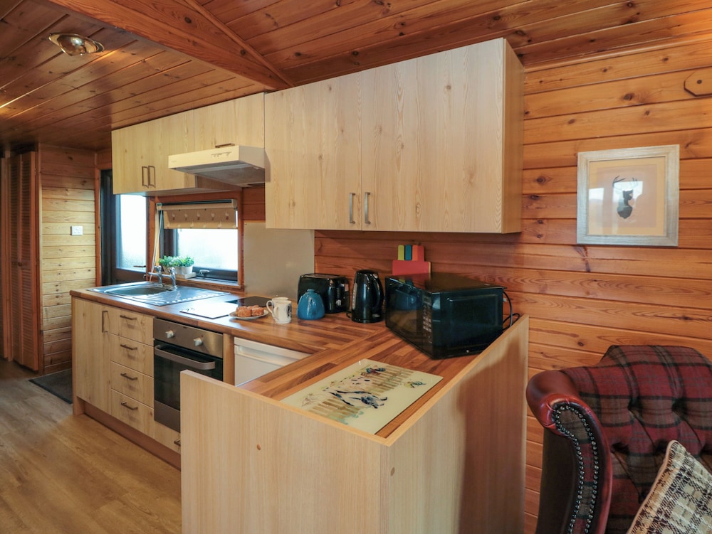 Holly Lodge