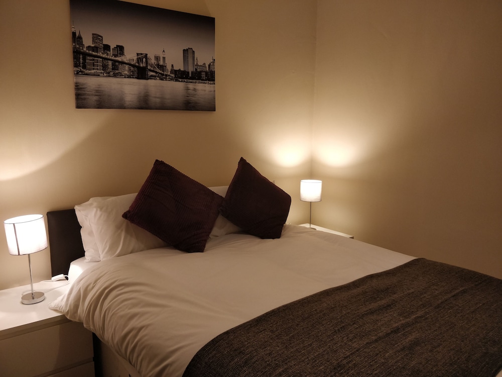 Ashburnham Apartment