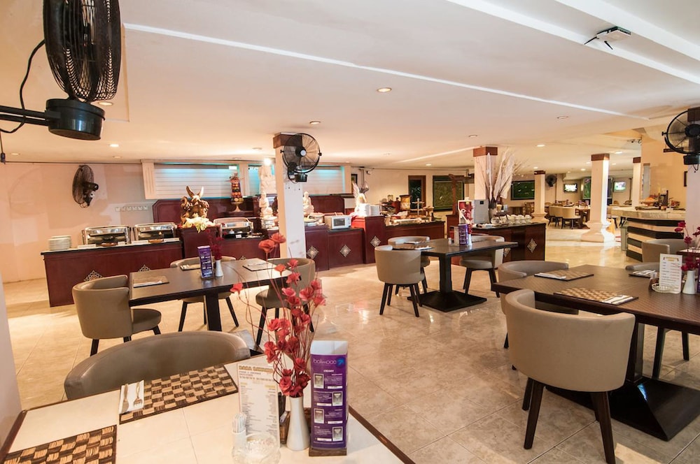 Bounty Hotel