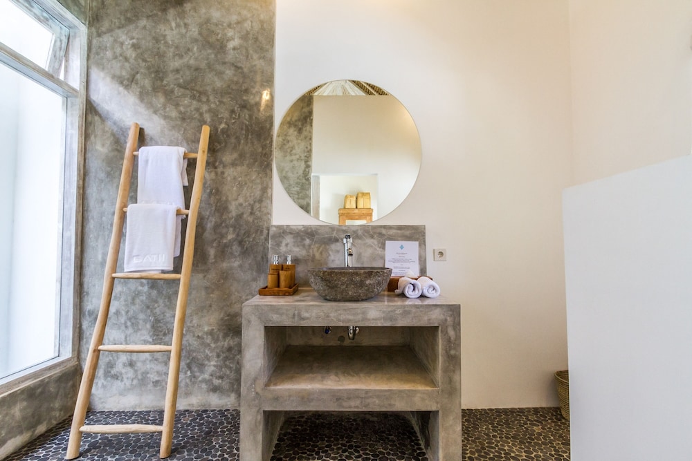Villa Opaline by Alfred in Bali - Exquisite Architectural Villa With Outdoor Pool Seminyak
