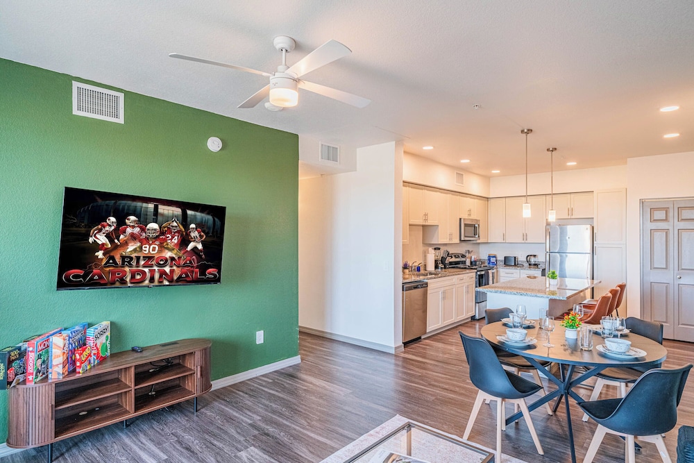 ROVE LIVING/KL - Cardinal 95