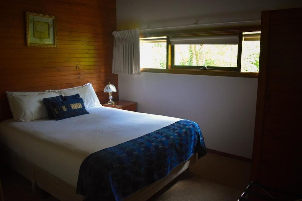 Clarendon Chalets