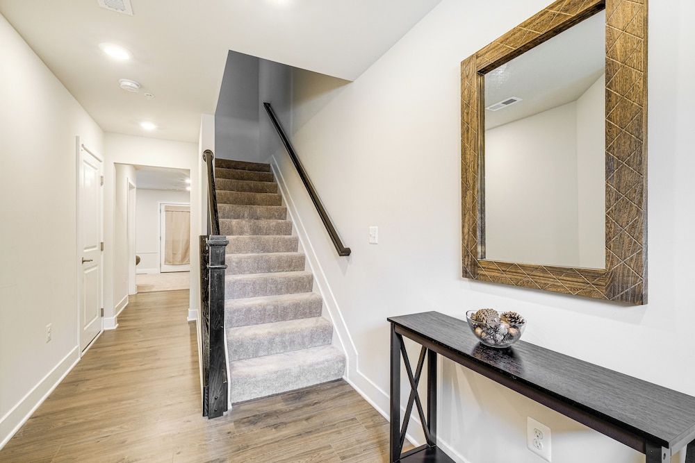 Fenced Yard: Spacious Southern Maryland Townhome!