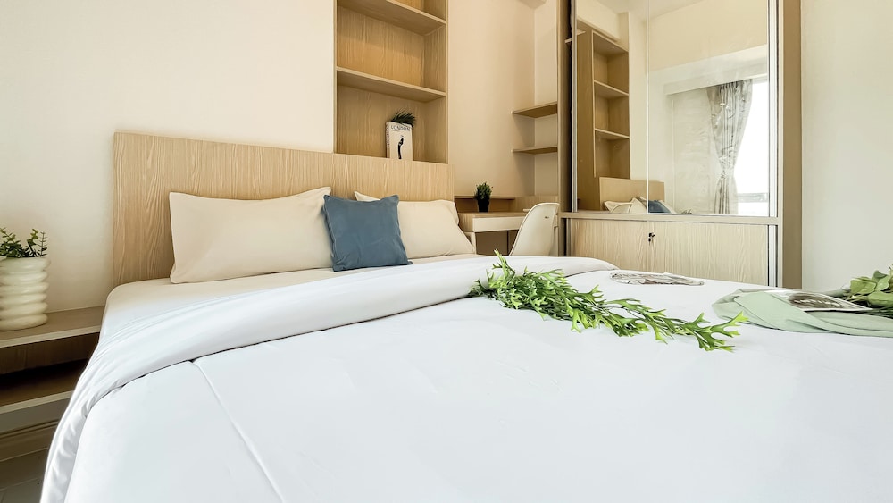 Simple Designed 2Br Near Tokyo Hub At Tokyo Riverside Pik 2 Apartment