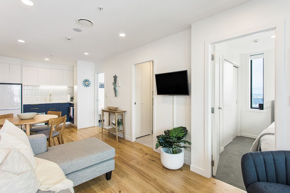 Modern 2BR in CBD - Zodiak Stays