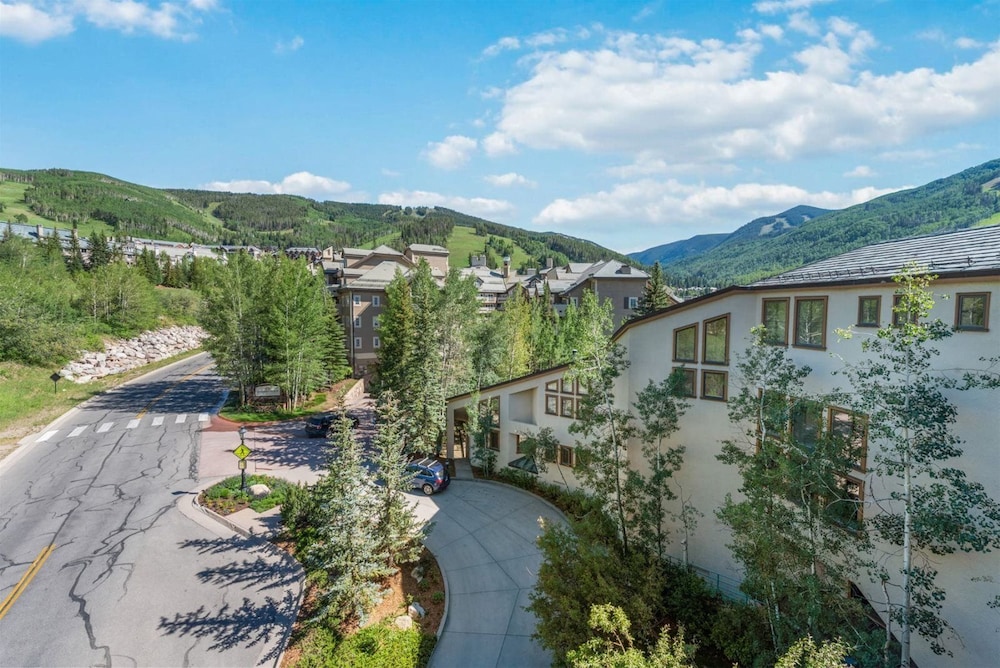 Luxury 3 Bedroom Condo in the Heart of Beaver Creek Village