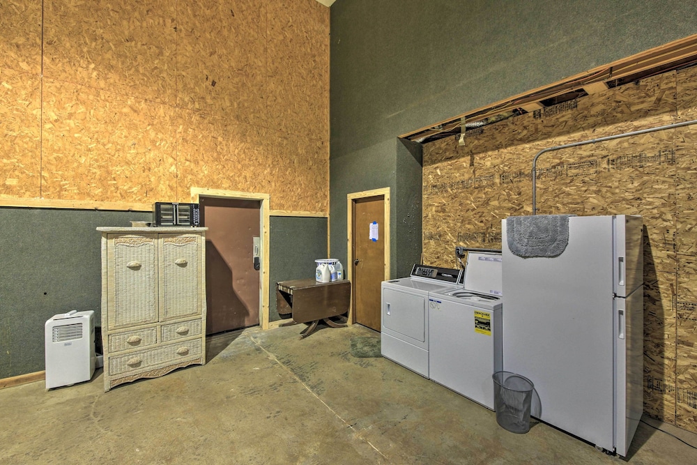 Family-friendly Sagle Vacation Rental w/ Deck - Property Image 10