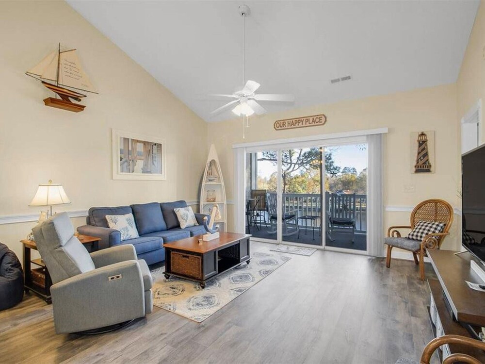 Appartamento Accogliente con Due Camere da Letto al Riverwalk At Arrowhead, Foto 21