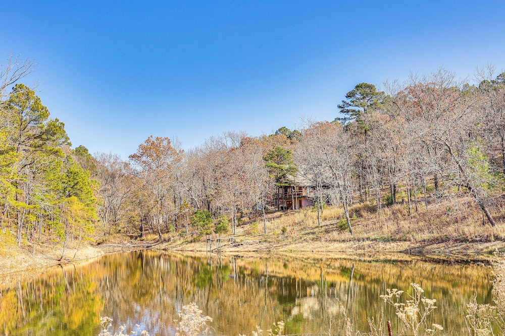 10 Mi to Sardis Lake: Home w/ Grill in Tuskahoma