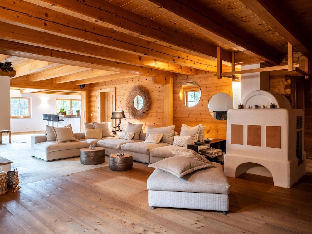 Hideway Chalet Gamsgluck With Pool and Sauna
