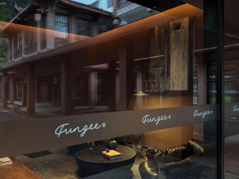 FunGee S Hotel Zhangjiajie National Park