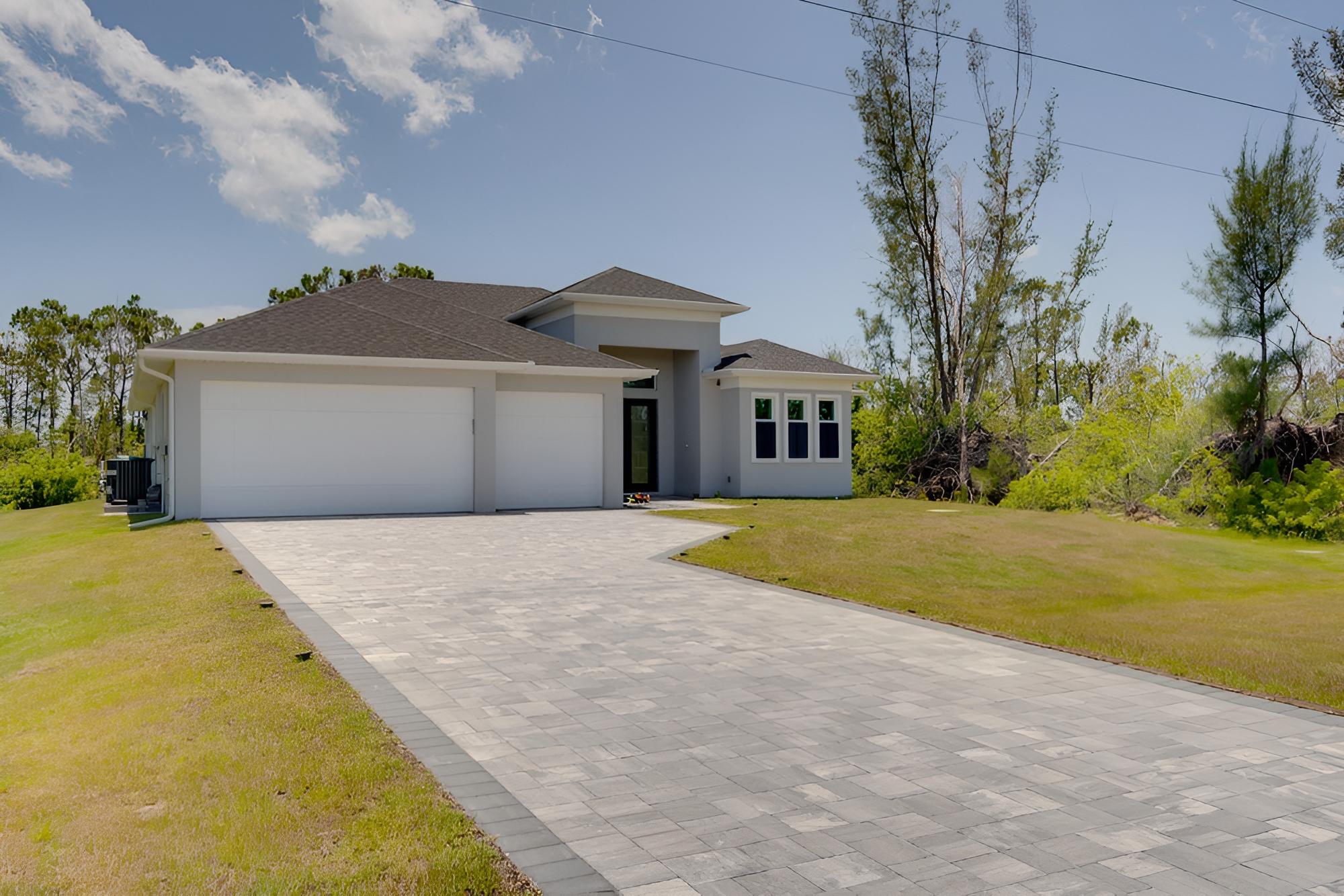 Newly Built Port Charlotte Home w/ Pool & Hot Tub! view 2