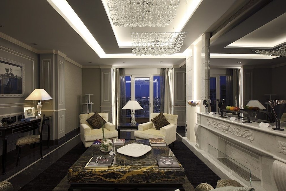 Imperial Suite