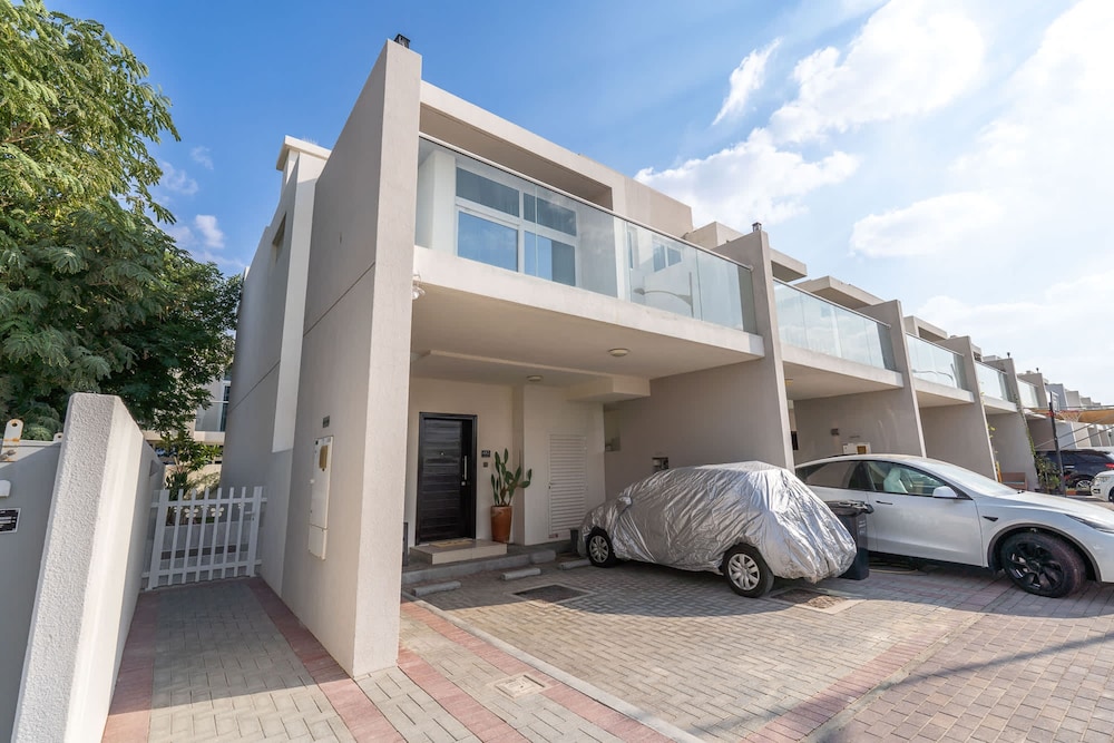 Modern Villa in Damac Hills 2 With Waterpark Access