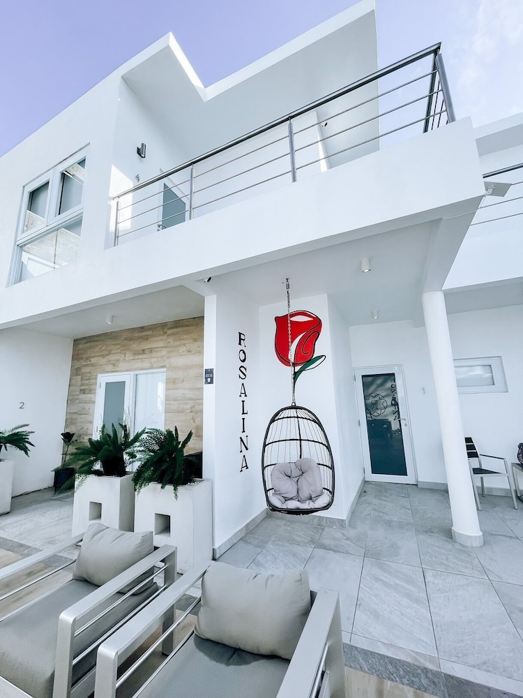 Rosalina Ocean Park - Property Image 38